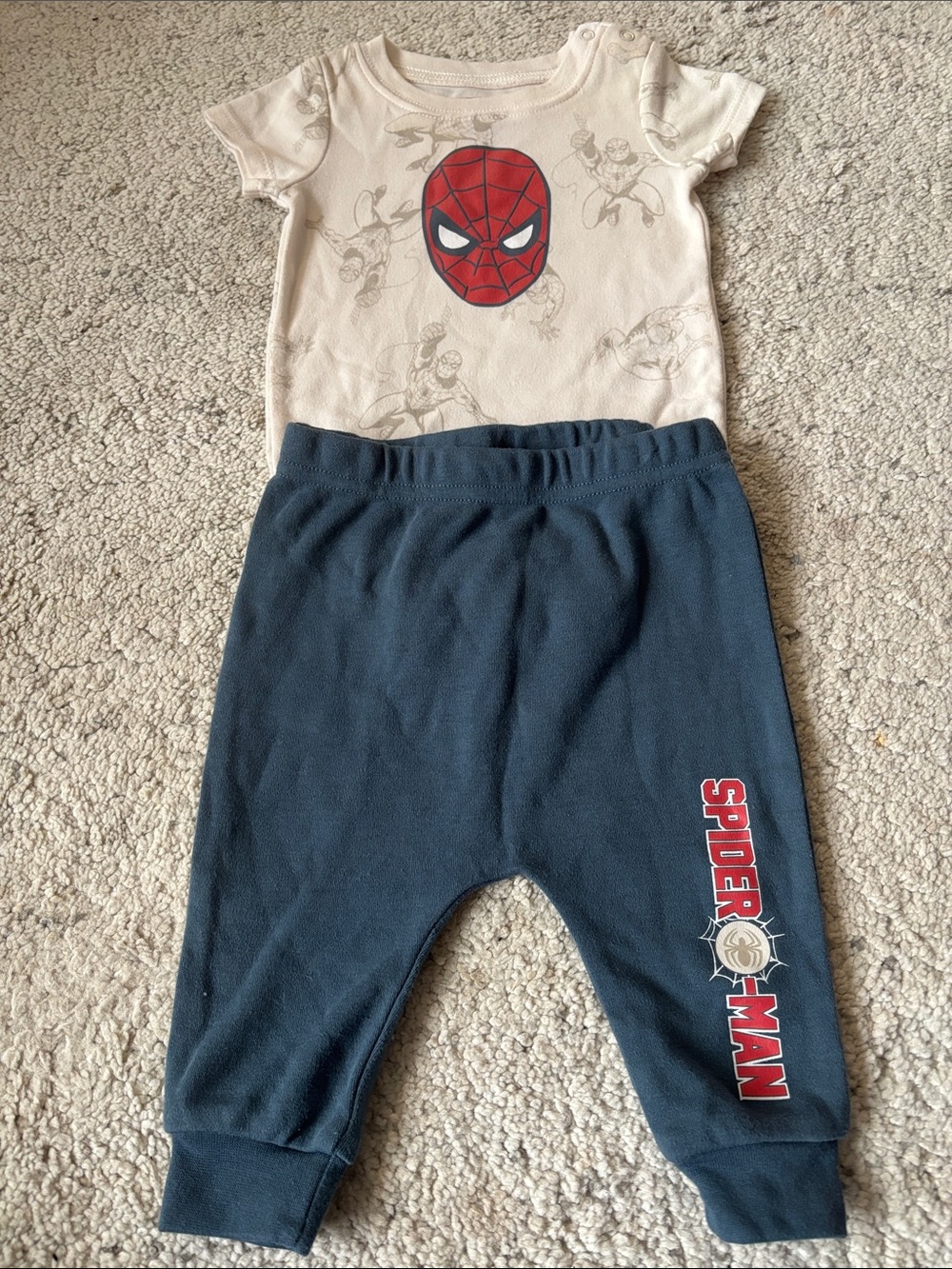 Marvel Spider-Man Infant Onesie and Jogger Set Size 3-6m
